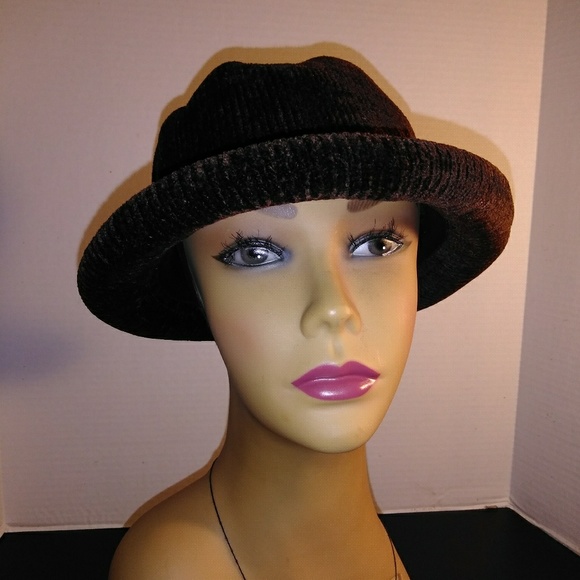 Slouchy hat - Picture 3 of 3